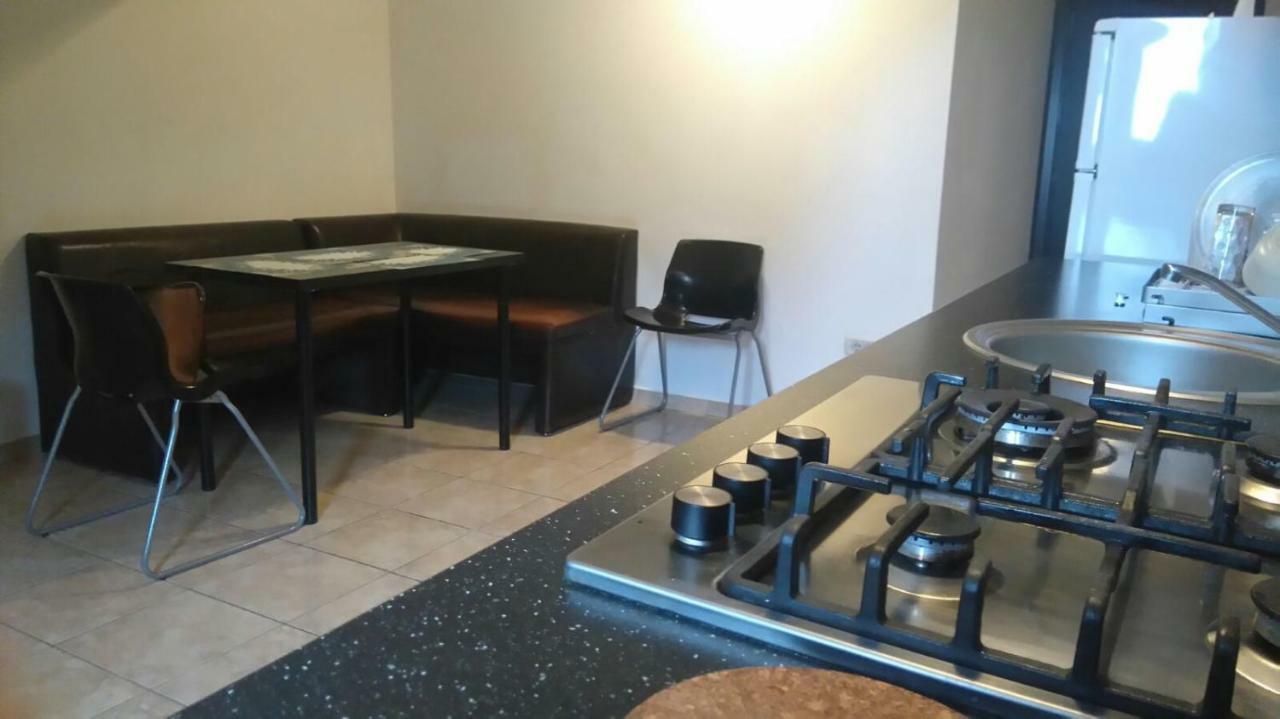 Alexander Apartment Bukarest Eksteriør billede